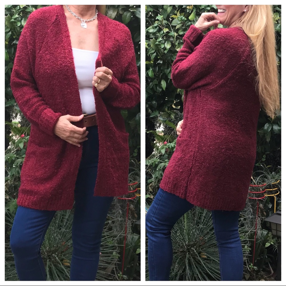 LAST 🔘Making-Up for Love! Burgundy Cardigan